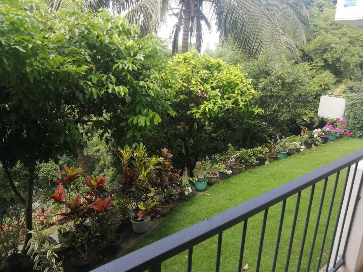 Apartmán Shalom Peradeniya Exteriér fotografie