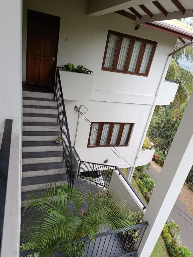 Apartmán Shalom Peradeniya Exteriér fotografie