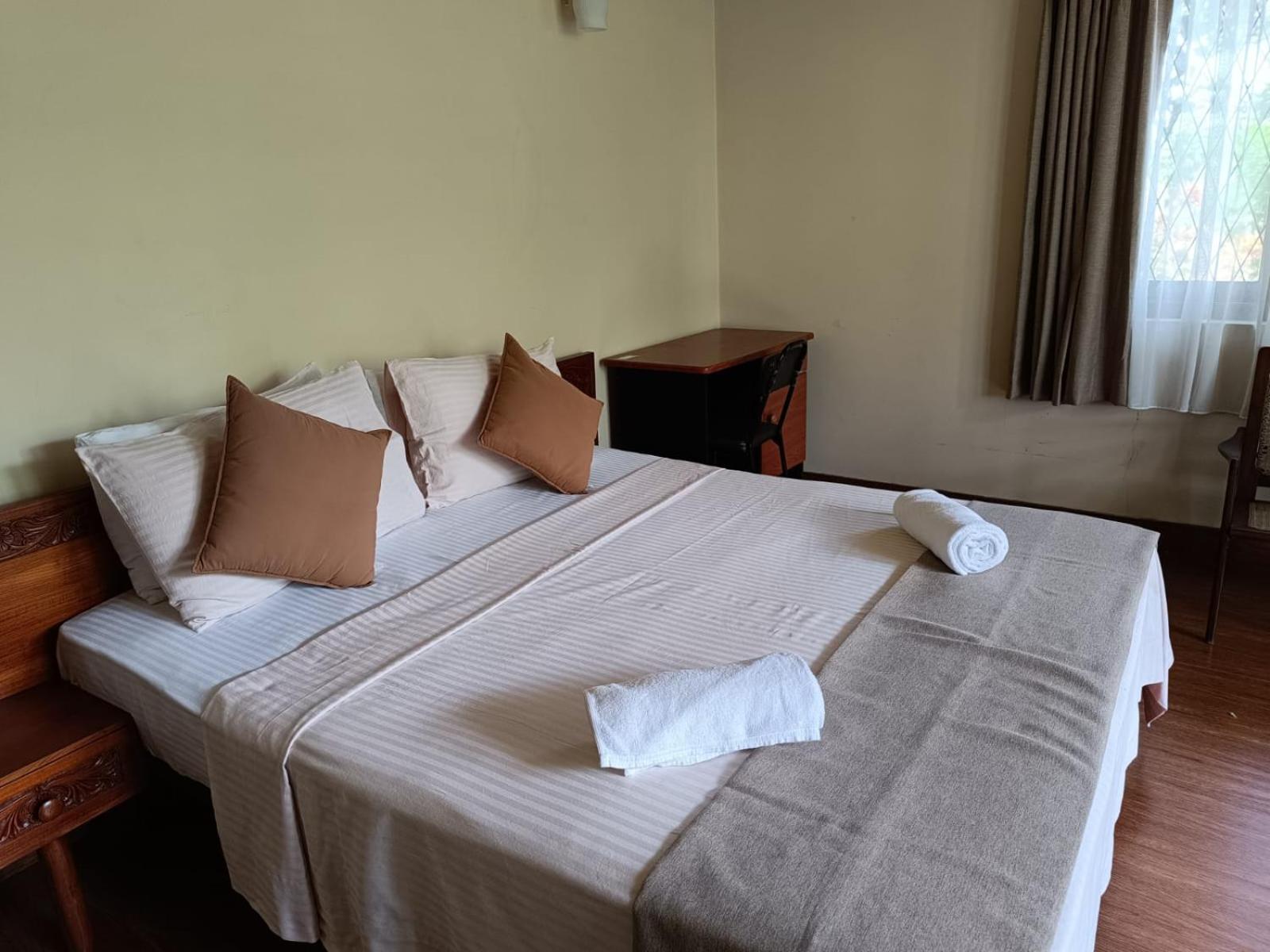 Apartmán Shalom Peradeniya Exteriér fotografie