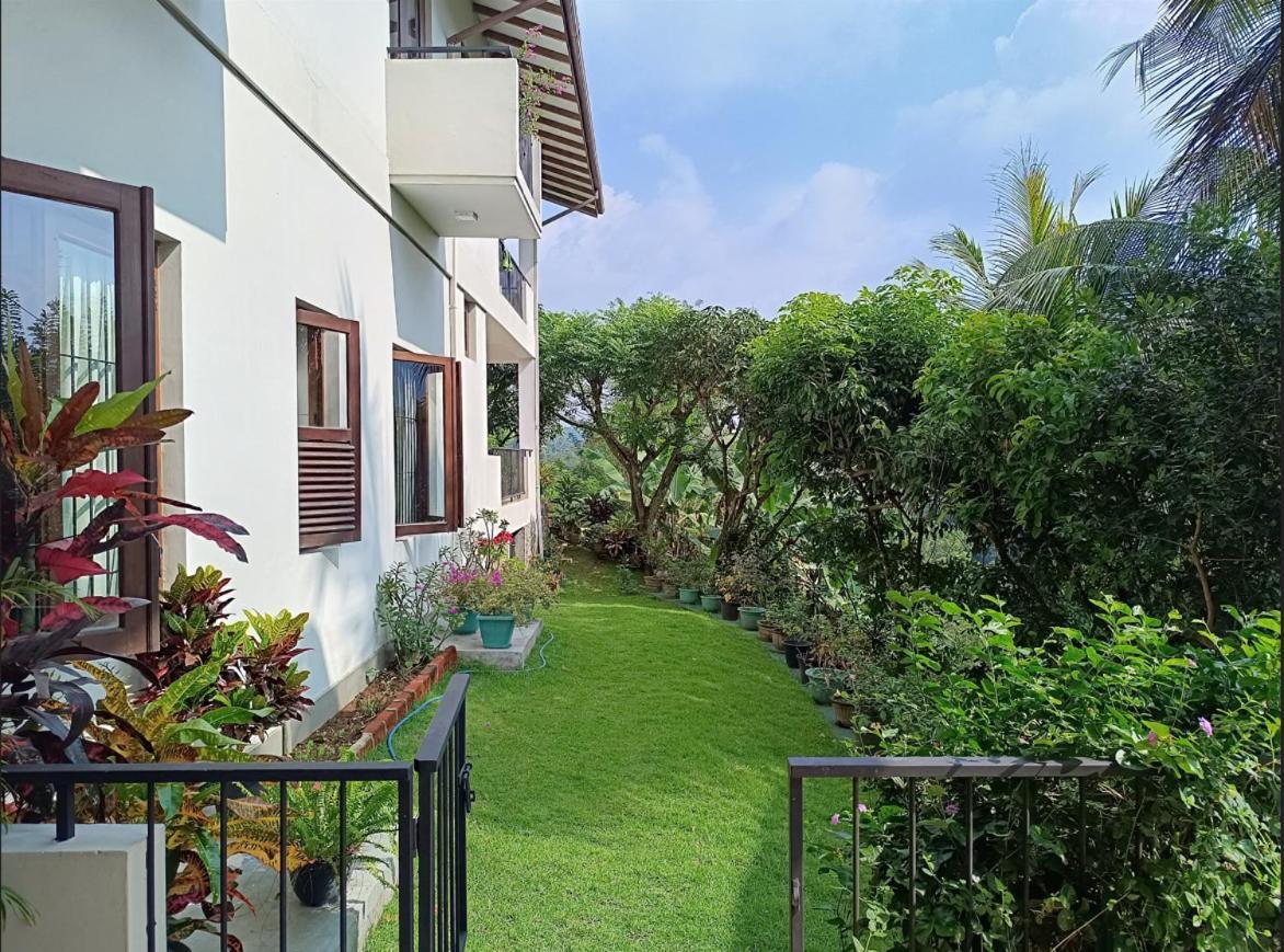 Apartmán Shalom Peradeniya Exteriér fotografie