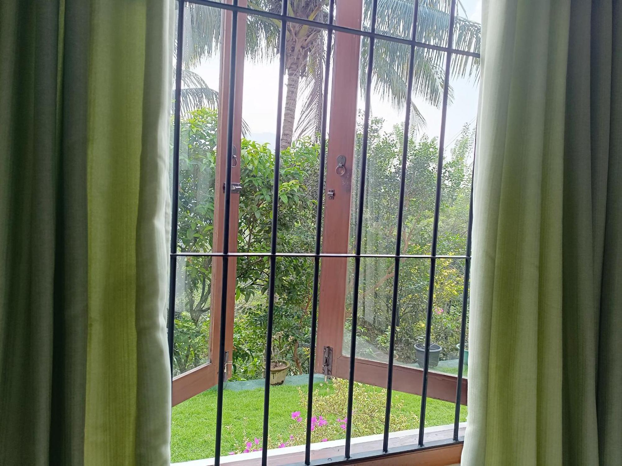 Apartmán Shalom Peradeniya Exteriér fotografie